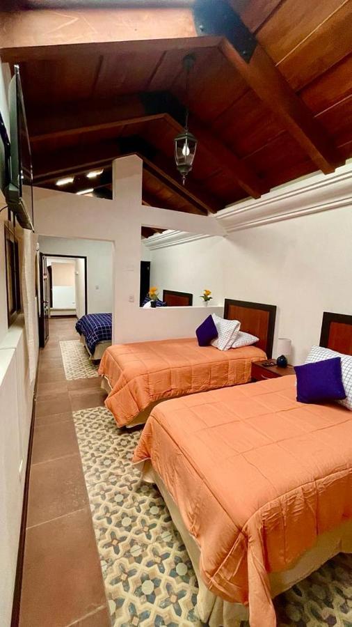 Hotel Posada El Arcangel Antigua ภายนอก รูปภาพ